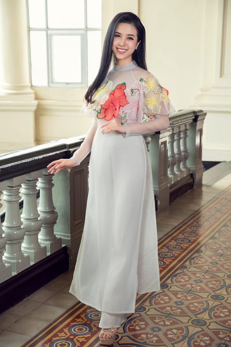 tieu vy cung hai a hau xung xinh ao dai hoa chuan bi san sang cho ngay tet can ke - 10