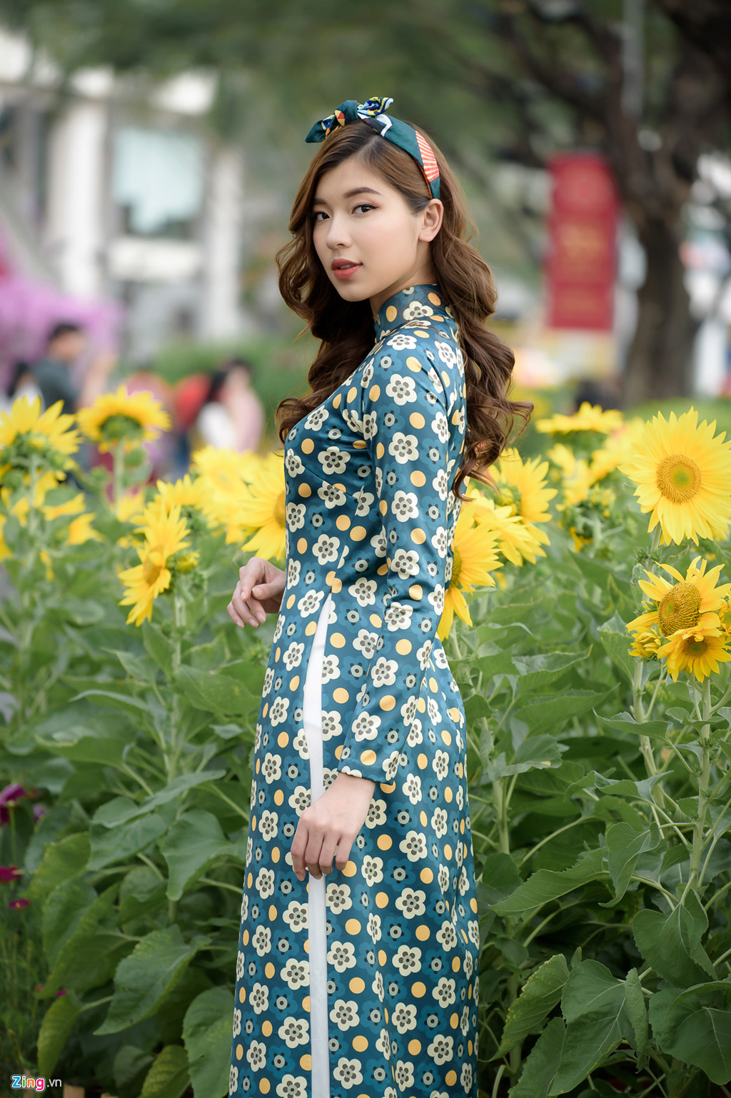 Nguoi dep Viet noi gi ve dien ao dai ngay mung 1 Tet? hinh anh 6