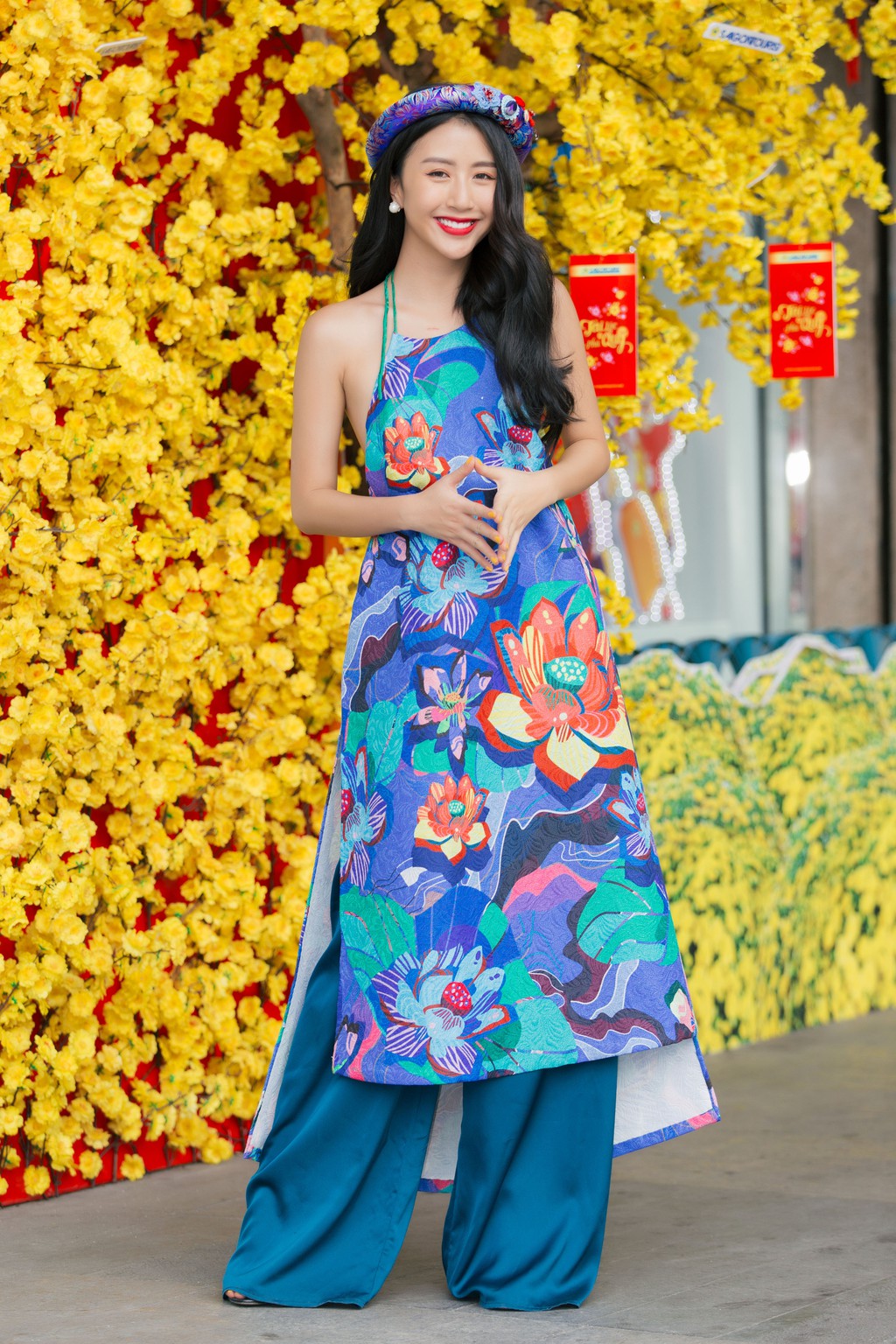 Nguoi dep Viet noi gi ve dien ao dai ngay mung 1 Tet? hinh anh 1